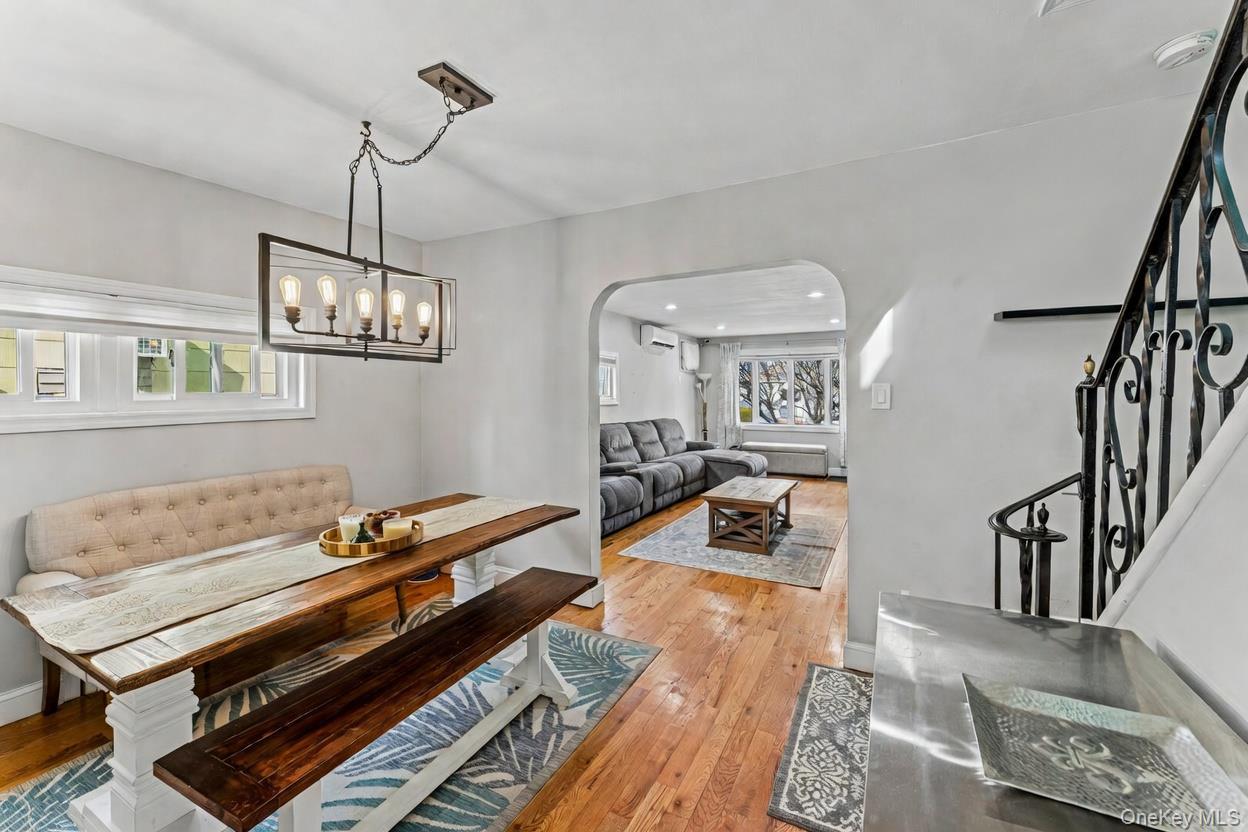 Single Family Putnam  Nassau County, NY 11580, MLS-974097-5