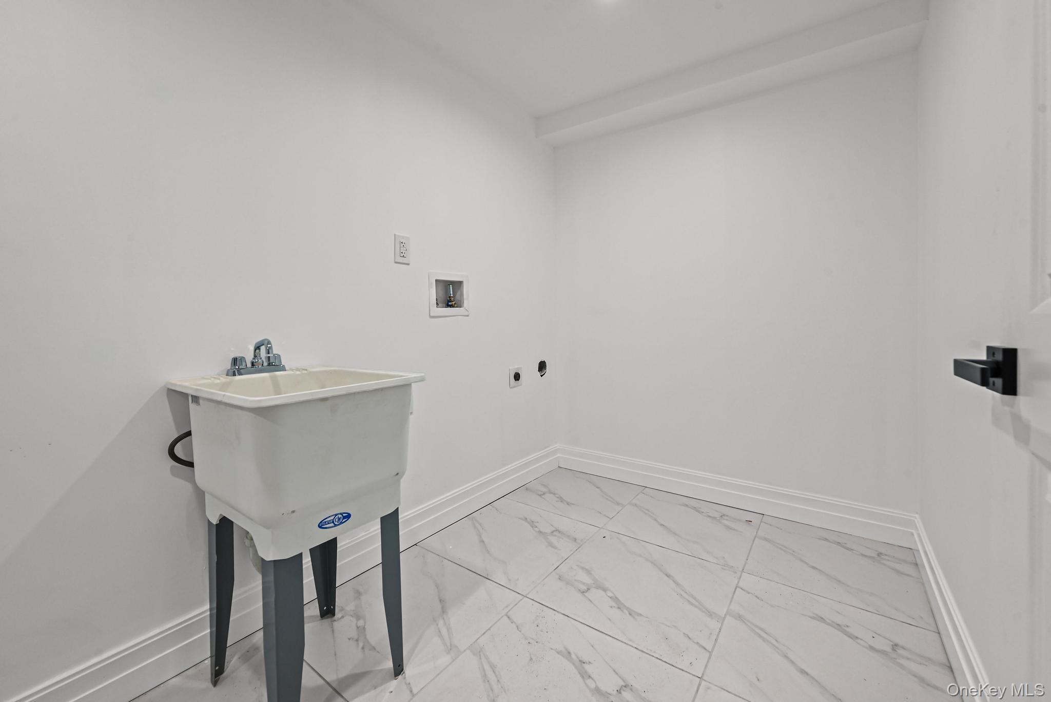 Single Family 118th  Queens, NY 11434, MLS-974100-19