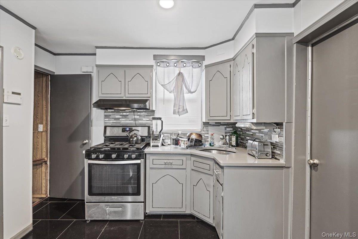 Single Family 223rd Queens, NY 11429, MLS-974109-10