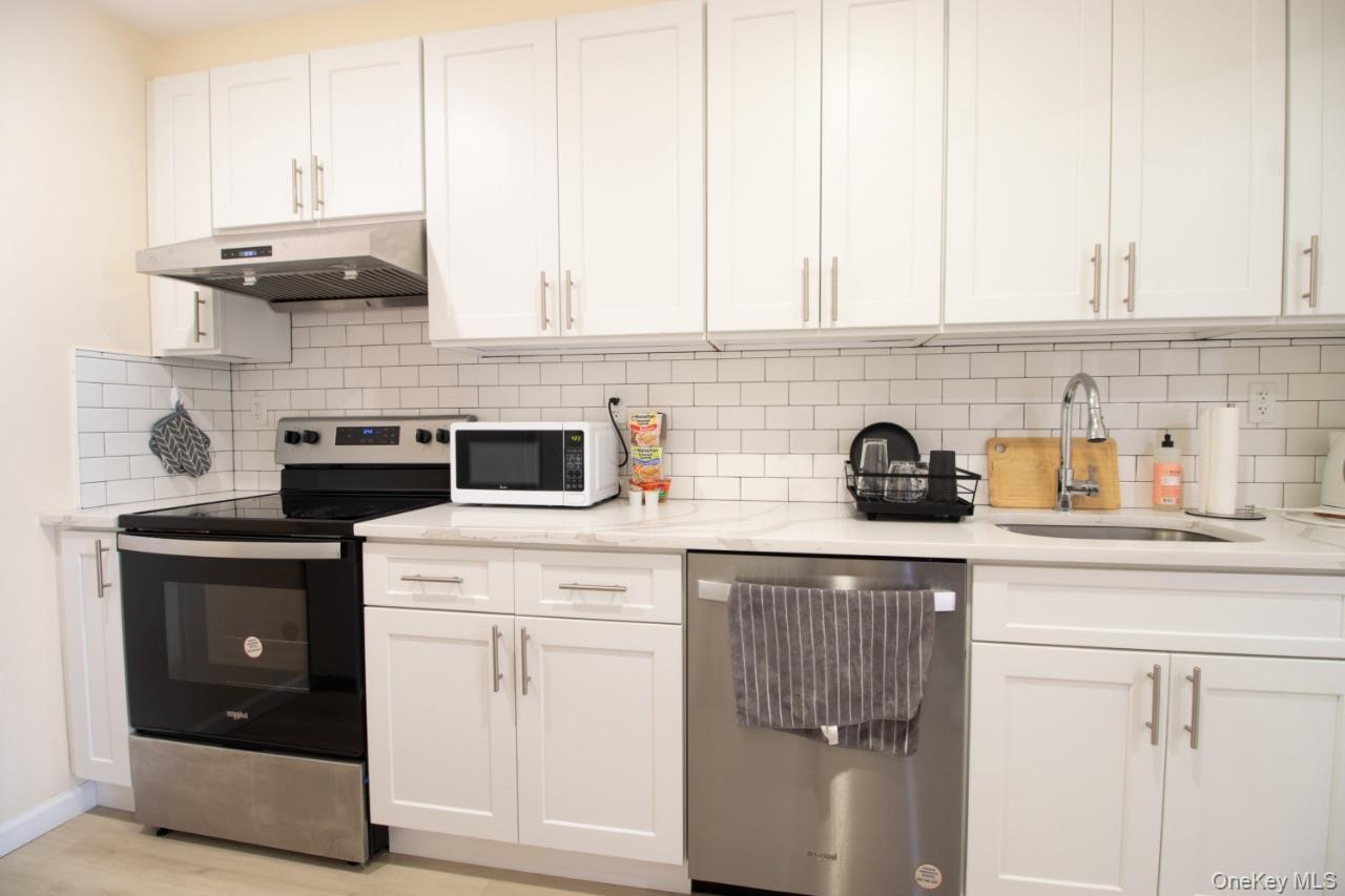 Single Family 37th  Queens, NY 11354, MLS-974112-2