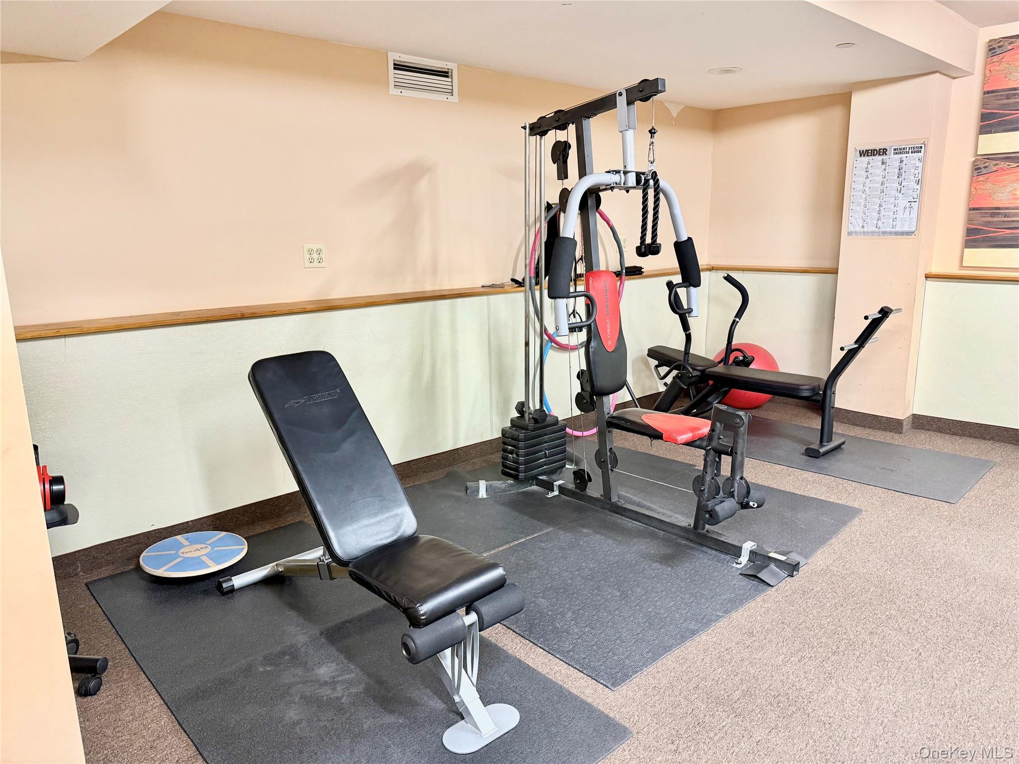 Condo Queens  Queens, NY 11377, MLS-974126-13