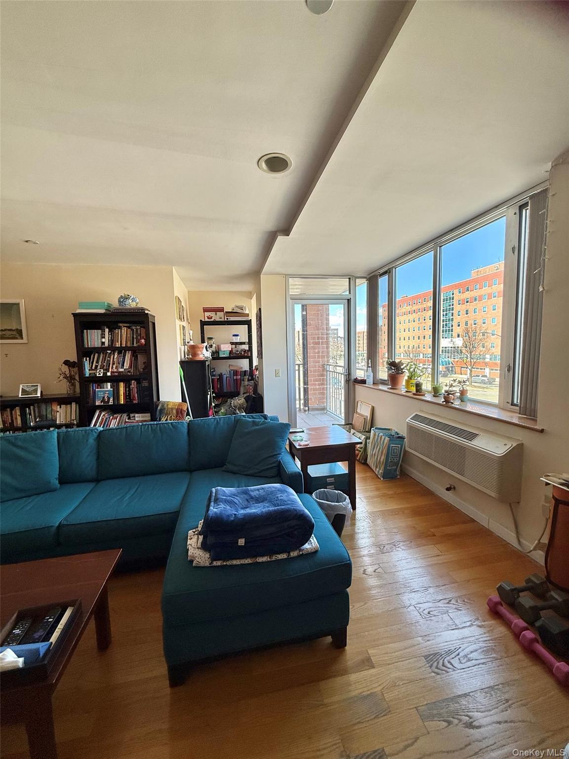 Condo Queens  Queens, NY 11377, MLS-974126-4