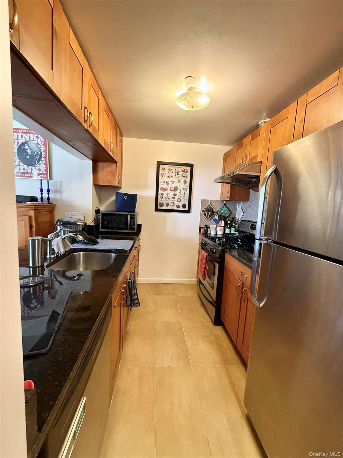 Condo Queens  Queens, NY 11377, MLS-974126-7