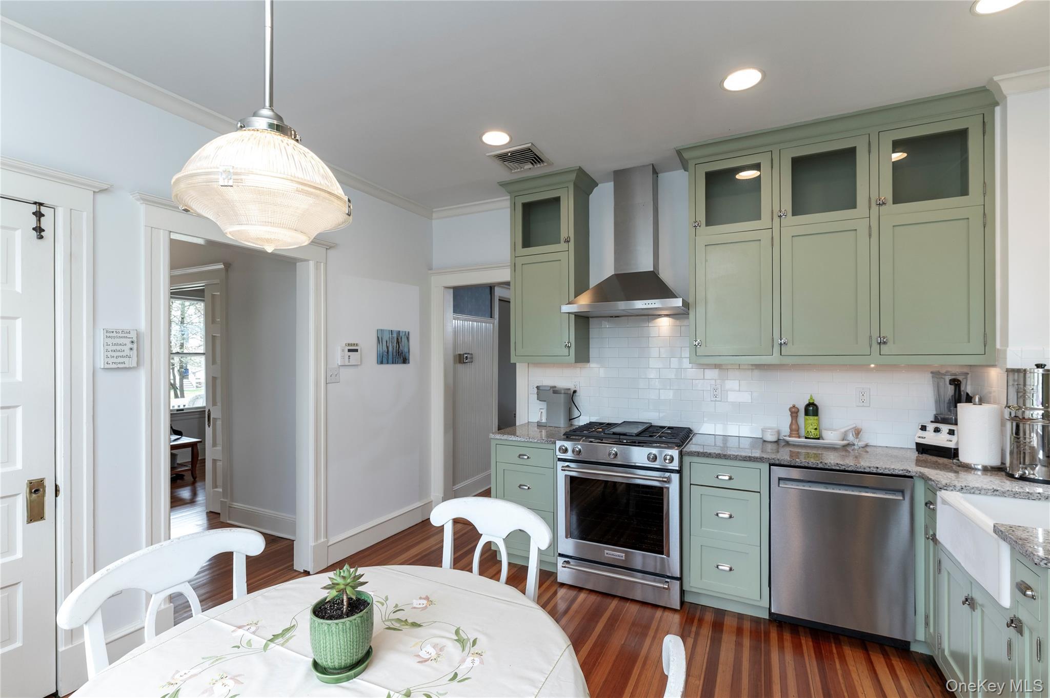 Single Family Kings  Rockland County, NY 10989, MLS-974129-12