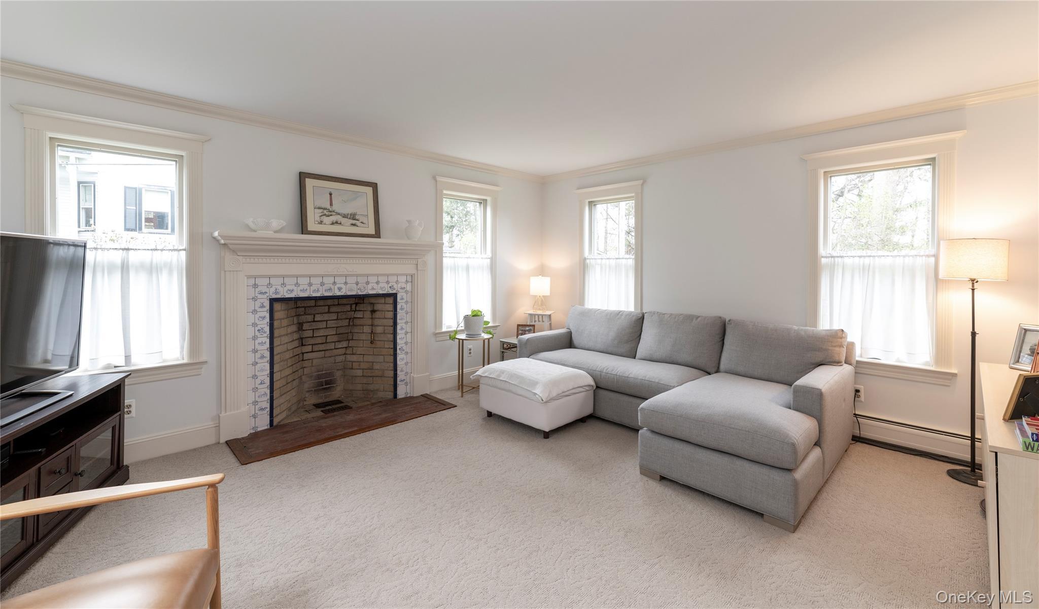Single Family Kings  Rockland County, NY 10989, MLS-974129-18