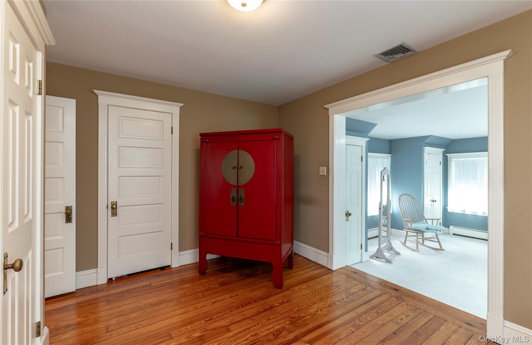 Single Family Kings  Rockland County, NY 10989, MLS-974129-23