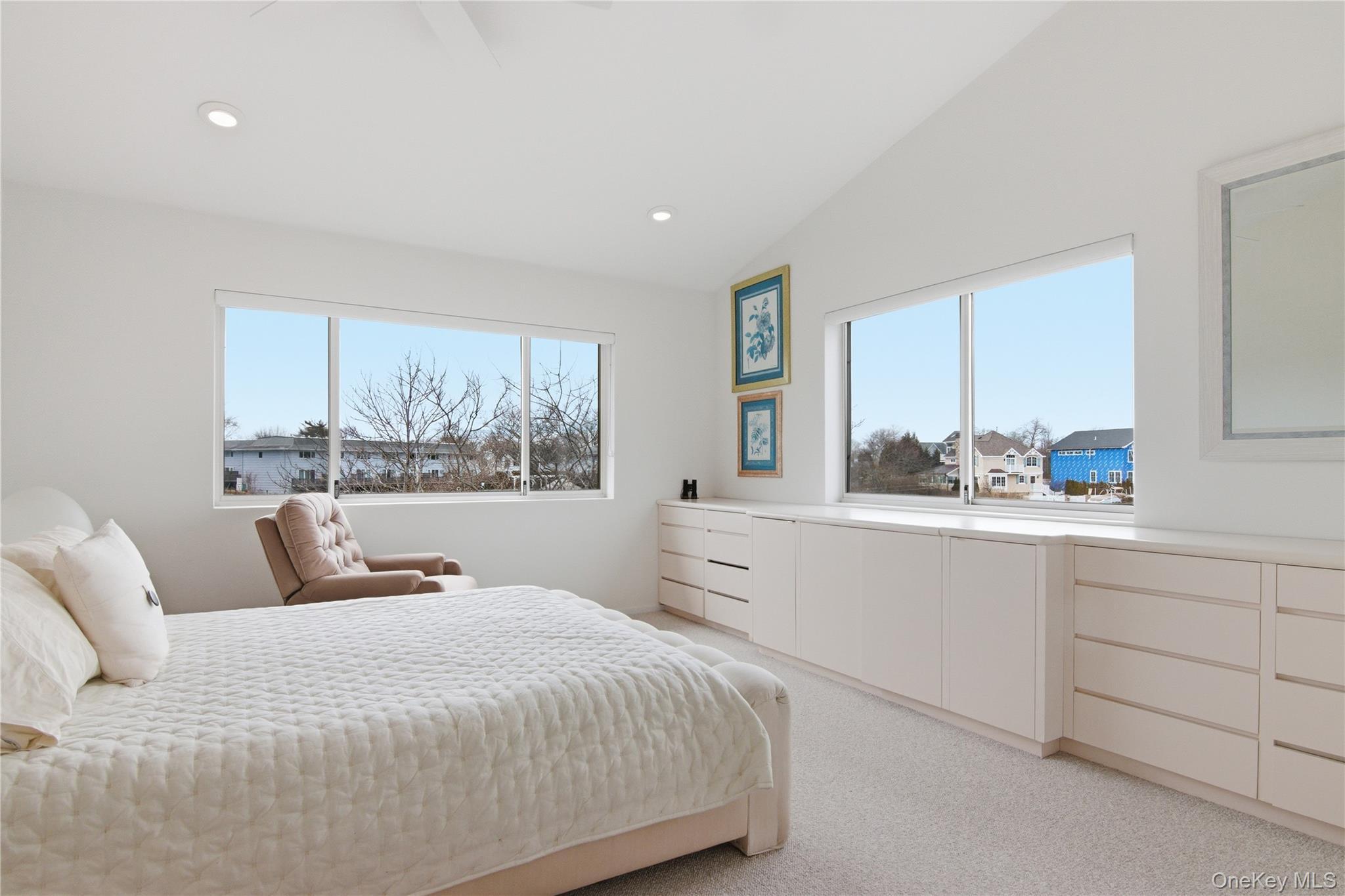 Condo Library  Suffolk County, NY 11978, MLS-974138-16