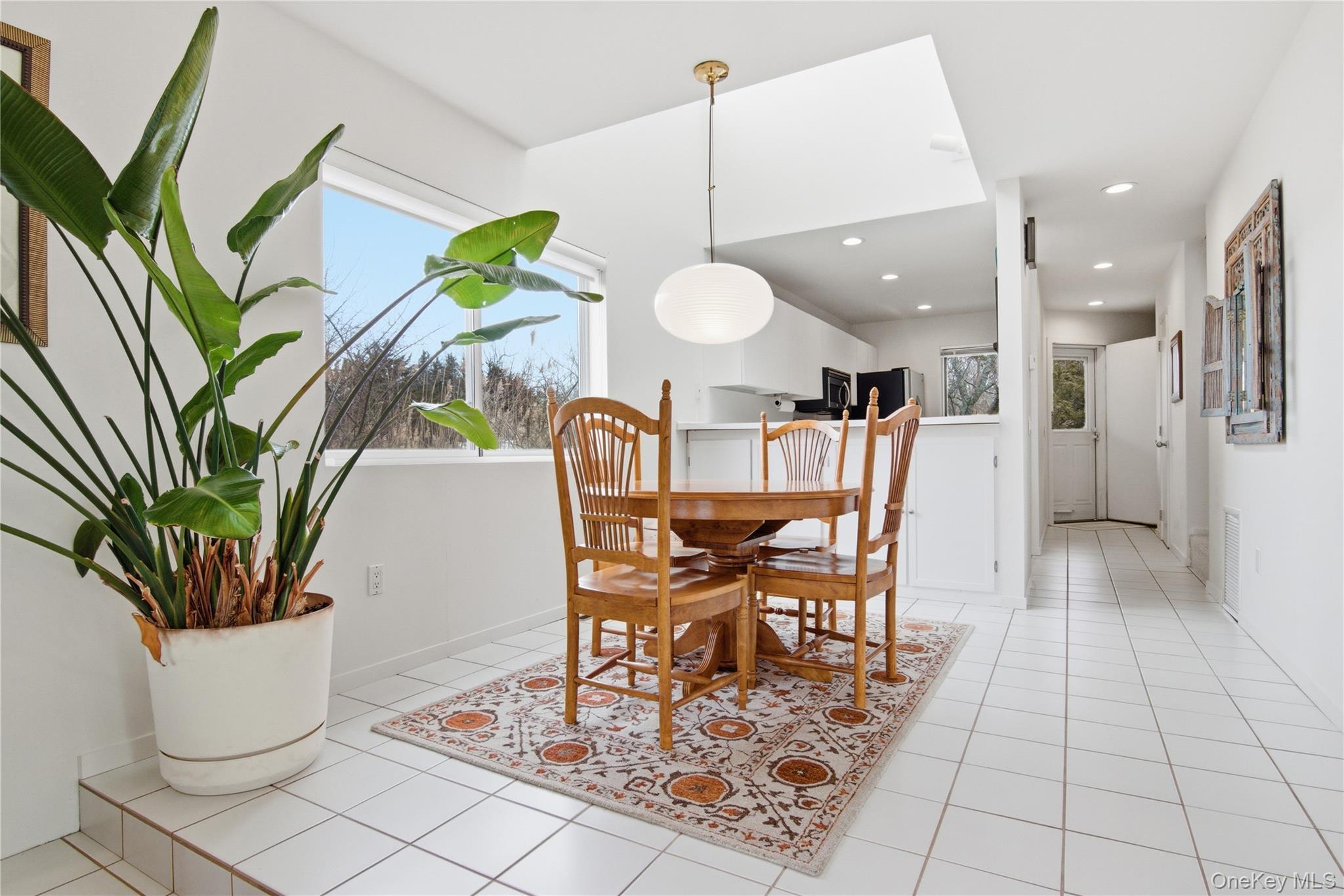 Condo Library  Suffolk County, NY 11978, MLS-974138-7