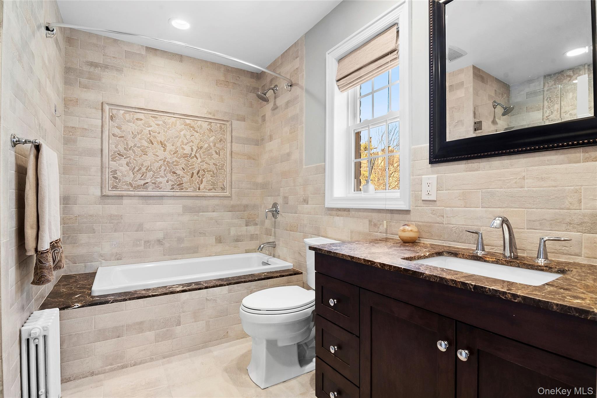 Single Family Alderton  Queens, NY 11374, MLS-974162-7