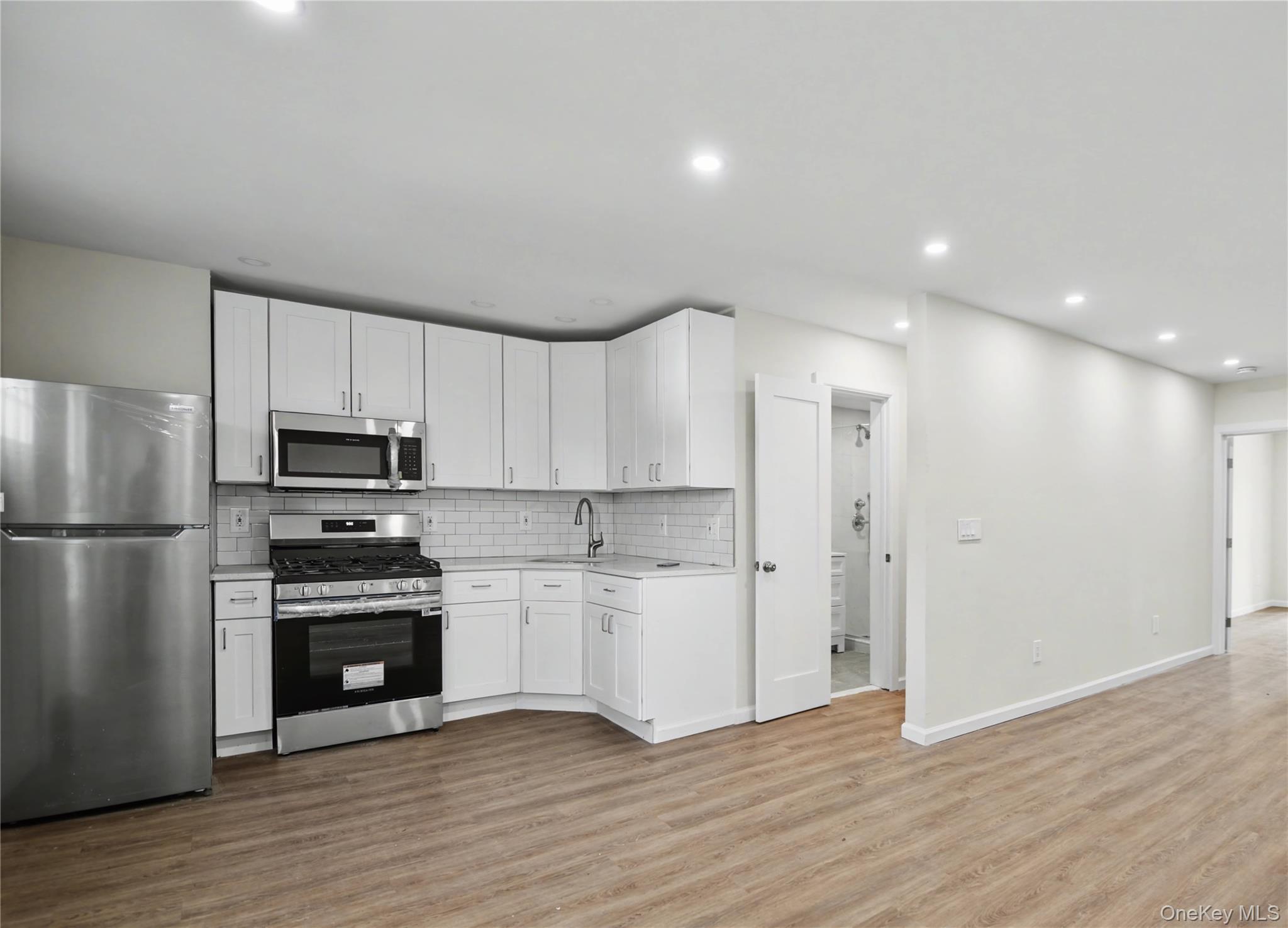 Single Family 68th Queens, NY 11379, MLS-974165-4