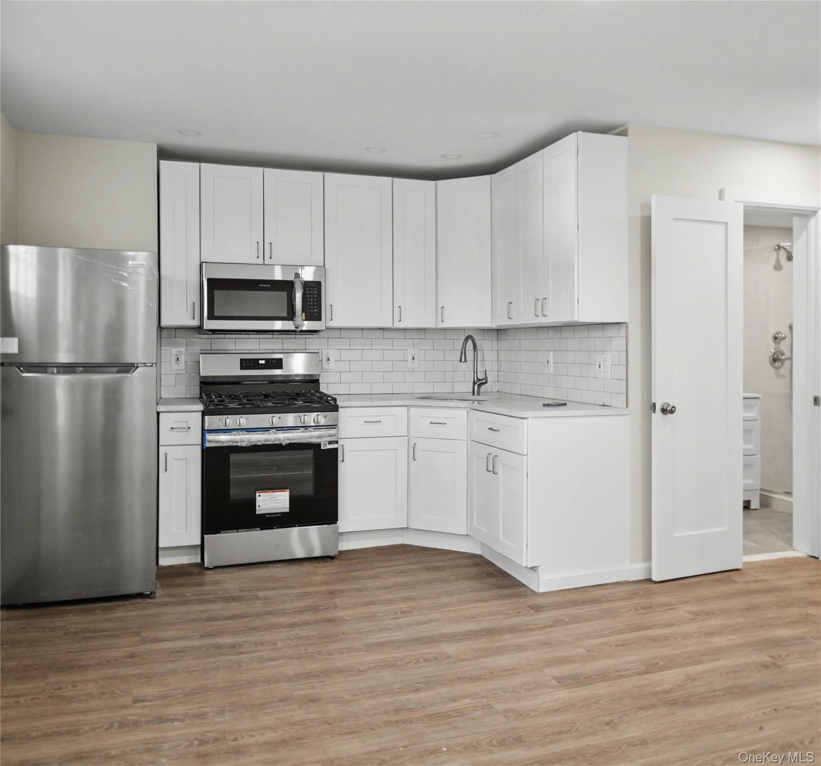 Single Family 68th Queens, NY 11379, MLS-974165-5