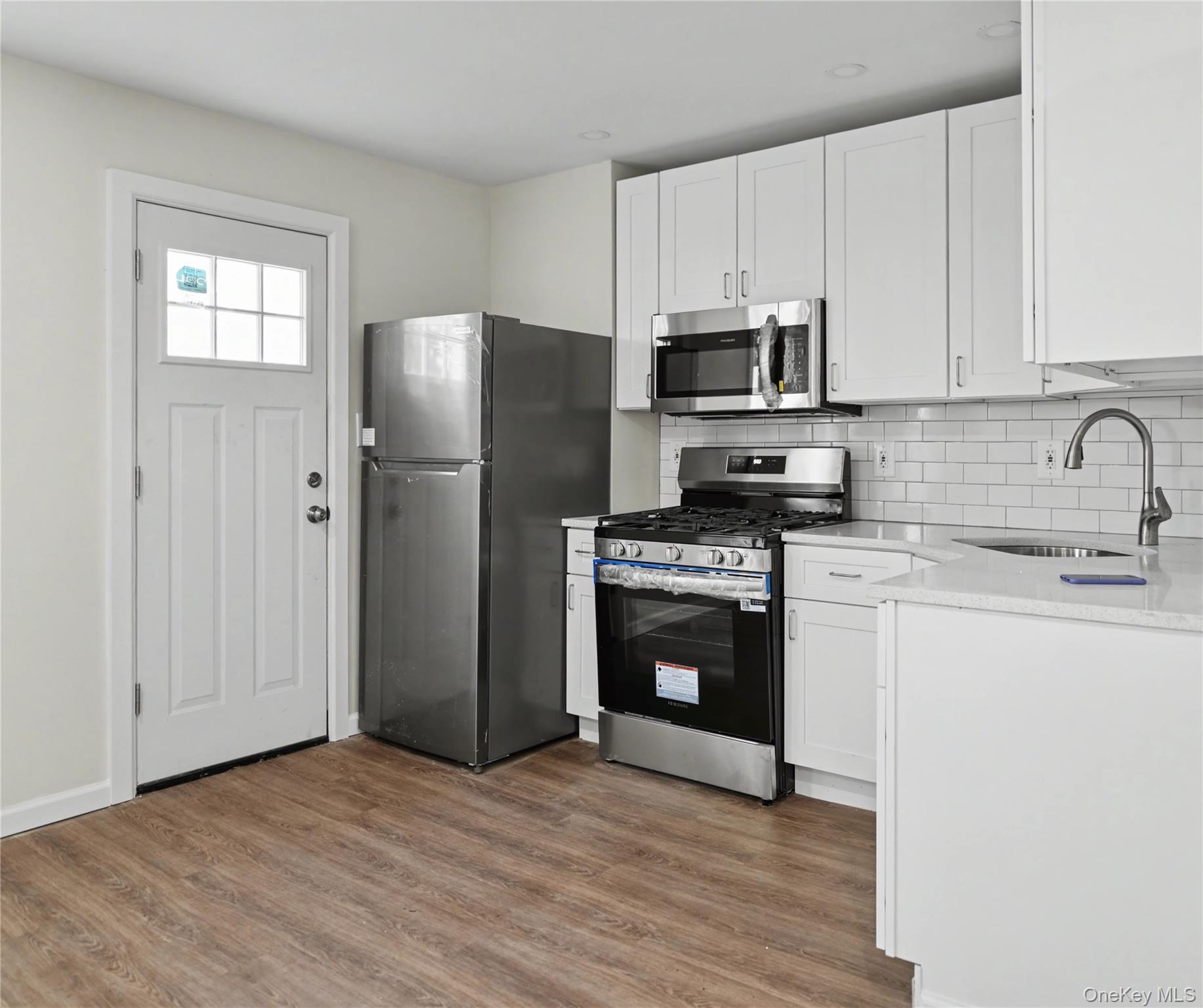 Single Family 68th Queens, NY 11379, MLS-974165-6