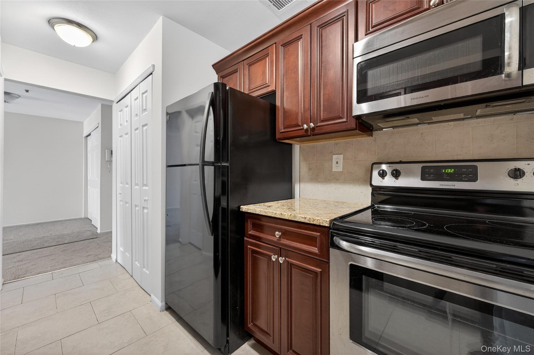 Condo School  Nassau County, NY 11590, MLS-974167-12