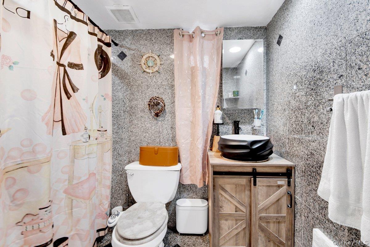 Single Family Waterbury  Bronx, NY 10465, MLS-974181-24