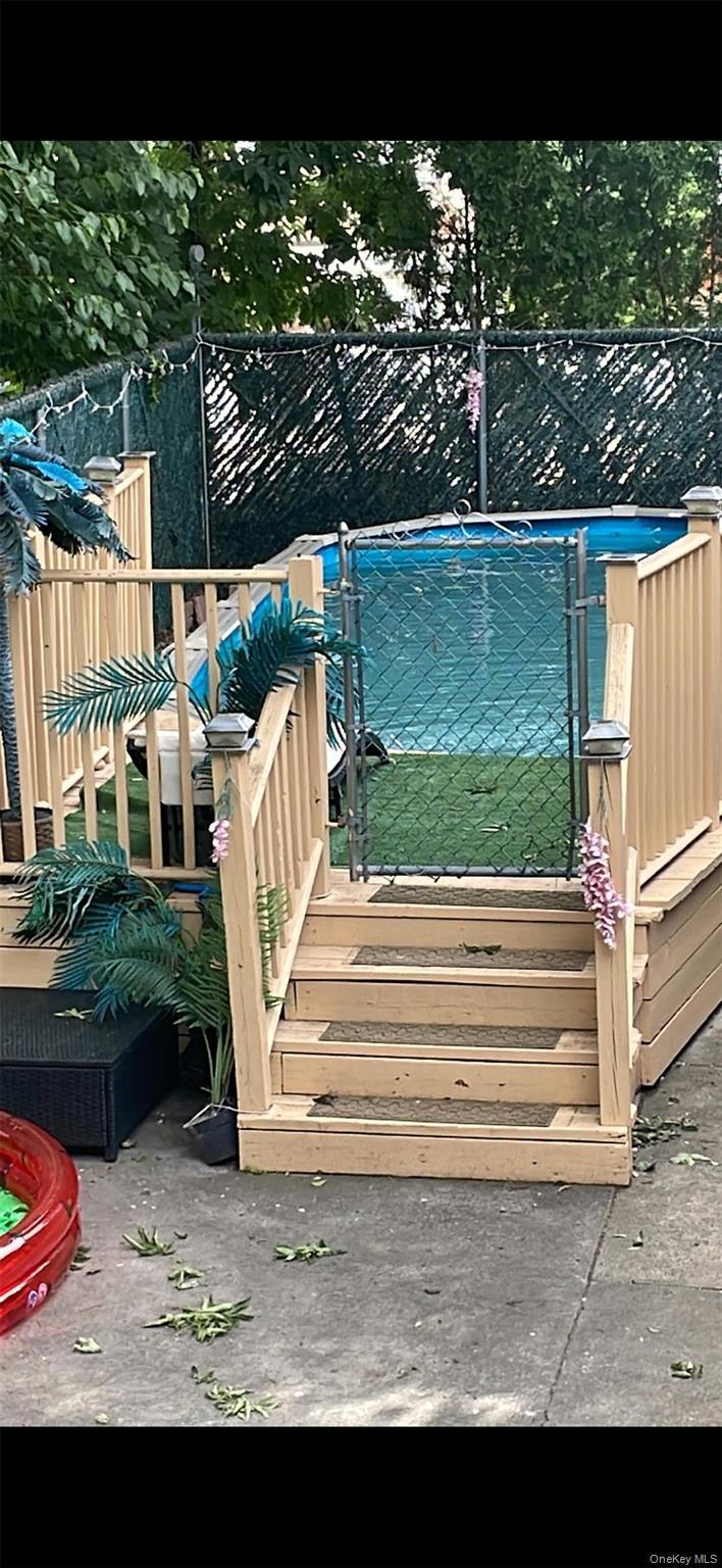 Single Family Waterbury  Bronx, NY 10465, MLS-974181-31