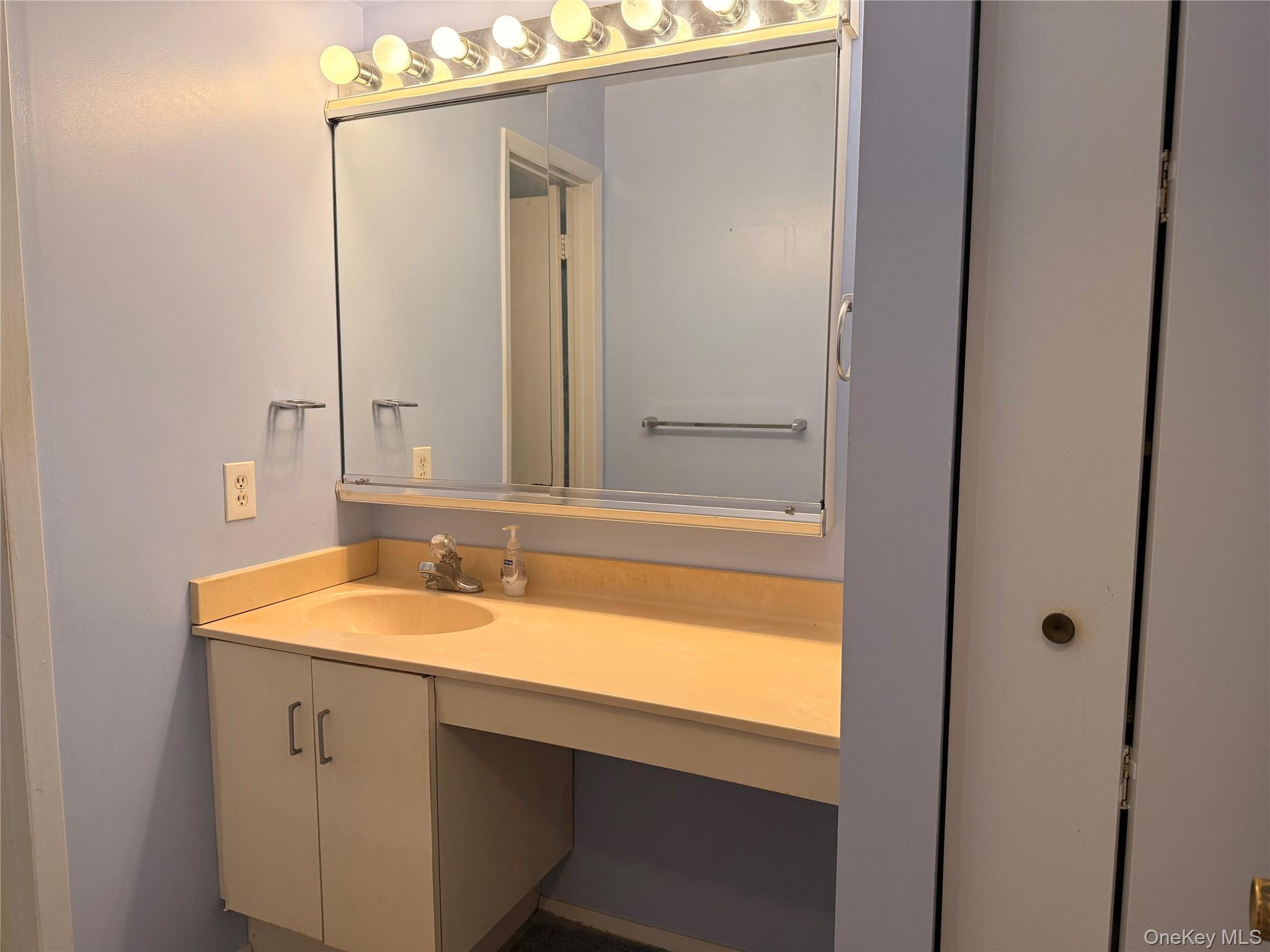 Condo Broadway  Westchester County, NY 10601, MLS-974188-7