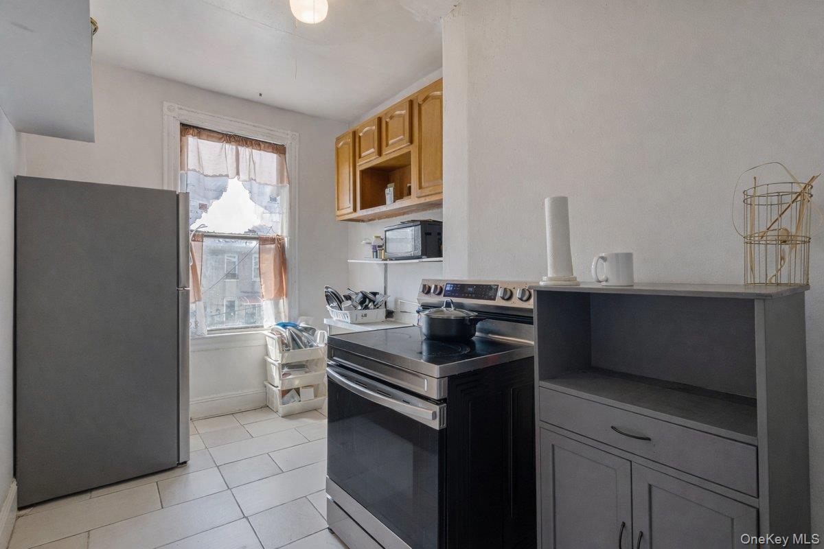 Single Family Autumn  Brooklyn, NY 11208, MLS-974192-11