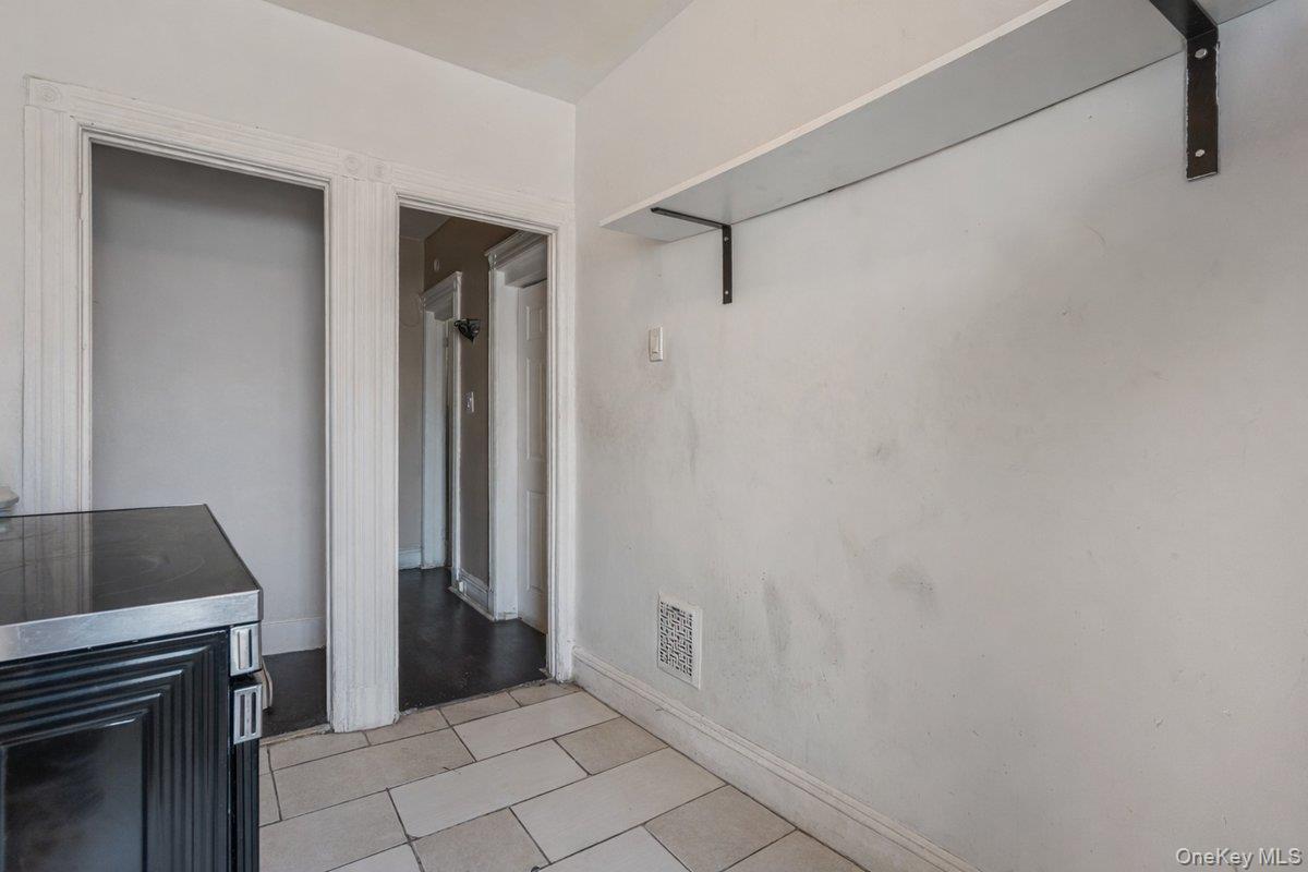 Single Family Autumn  Brooklyn, NY 11208, MLS-974192-12