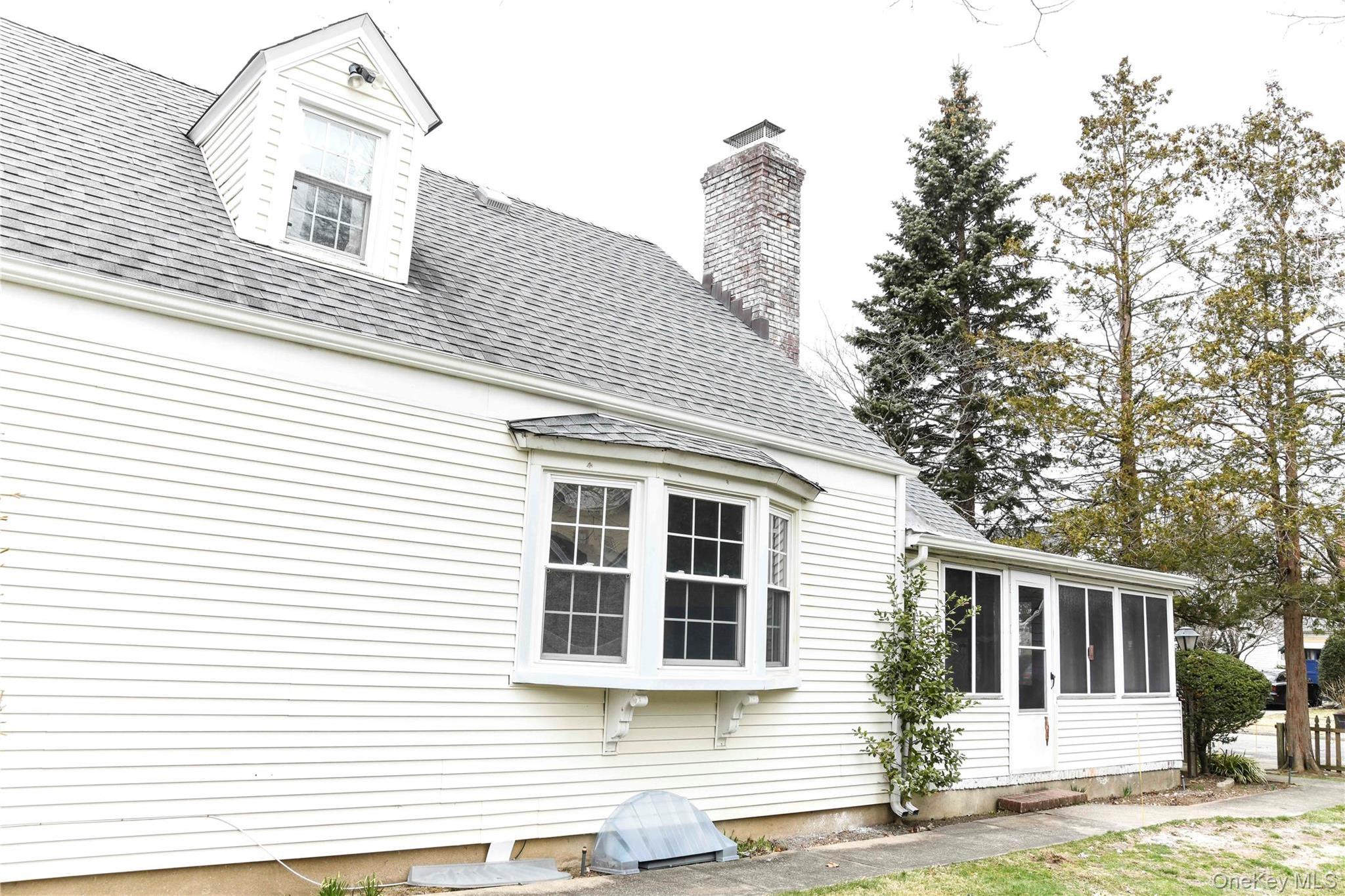 Single Family Chestnut  Nassau County, NY 11563, MLS-974215-16
