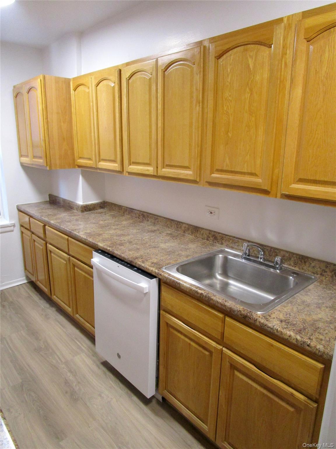 Coop Van Cortlandt Bronx, NY 10470, MLS-974247-10