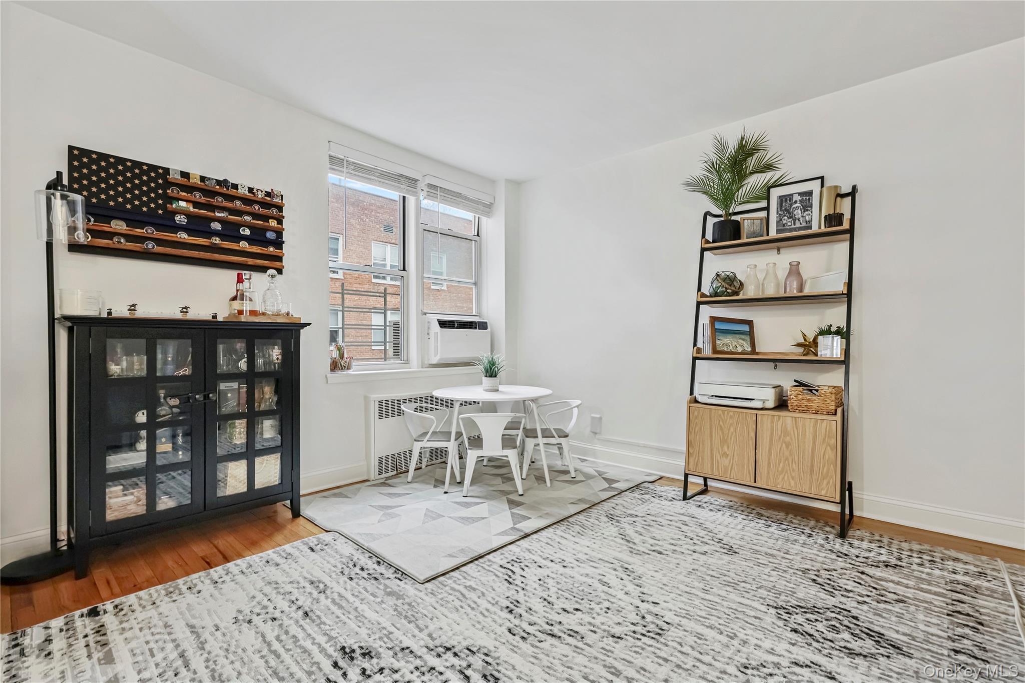 Coop Parkview  Westchester County, NY 10708, MLS-974253-5