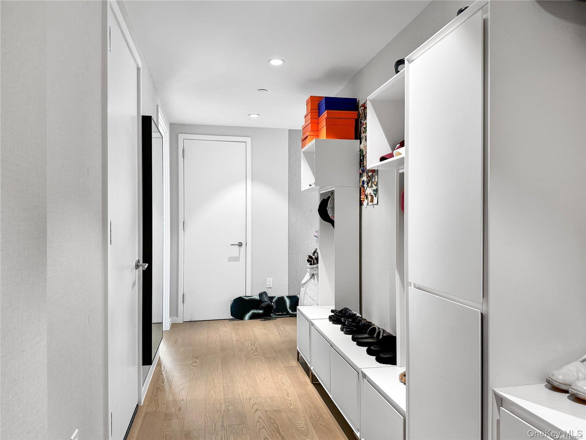 Condo 39th  Queens, NY 11354, MLS-974254-6