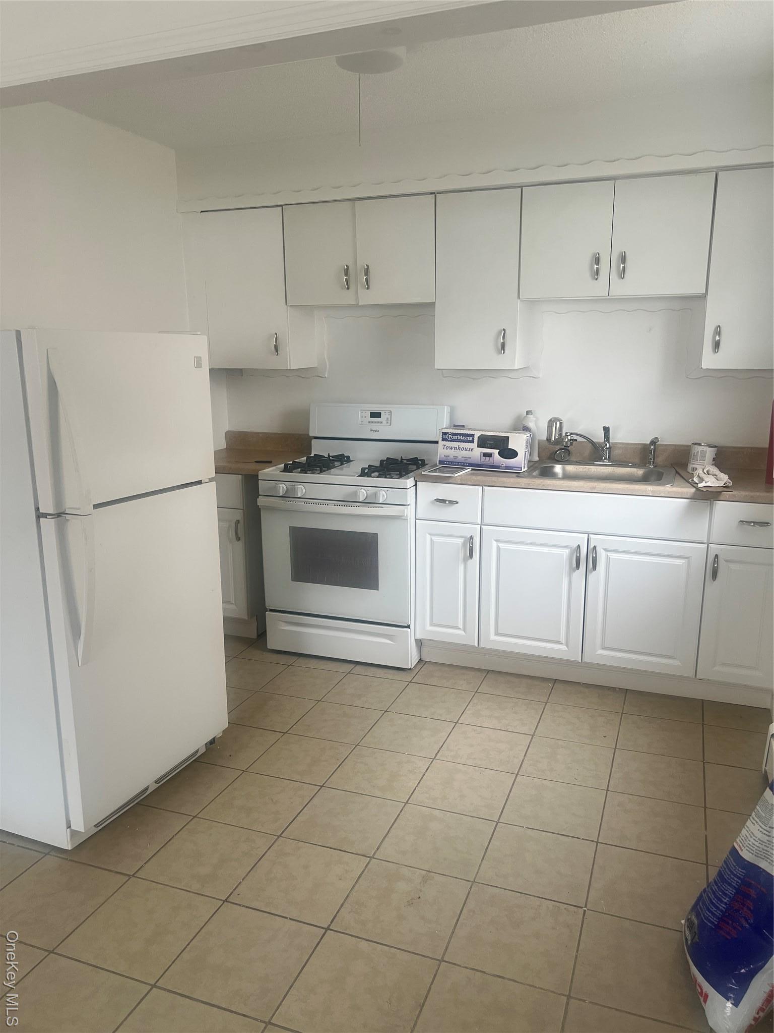 Apartment Chandler Queens, NY 11691, MLS-974255-5