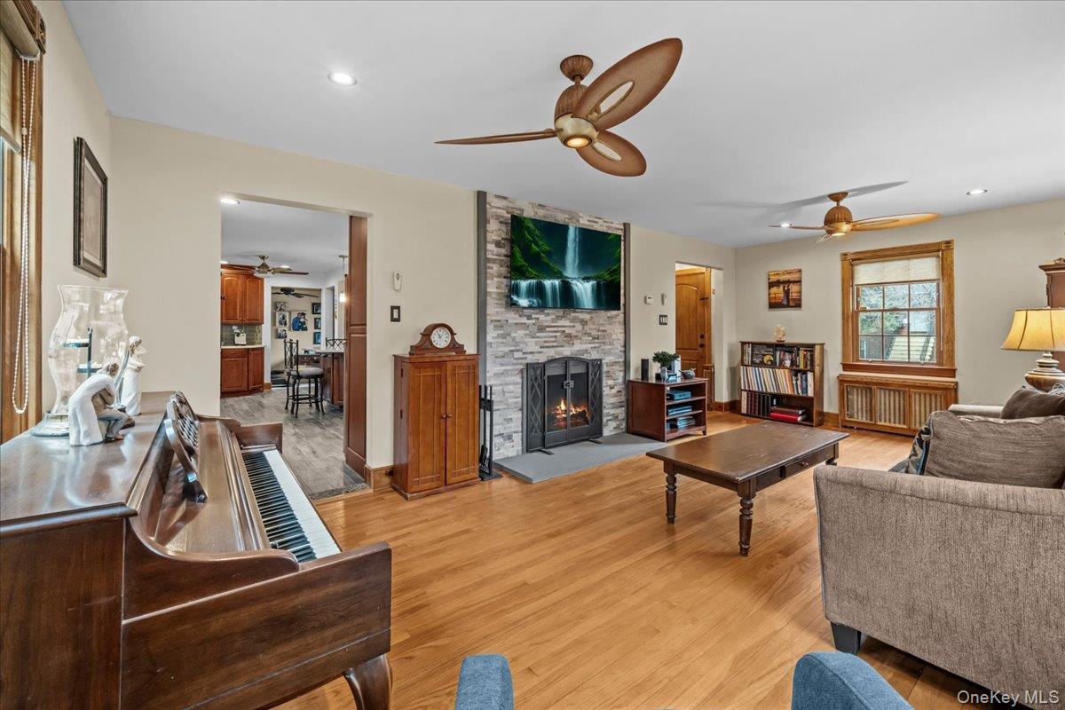 Single Family Polo  Bronx, NY 10465, MLS-974259-6