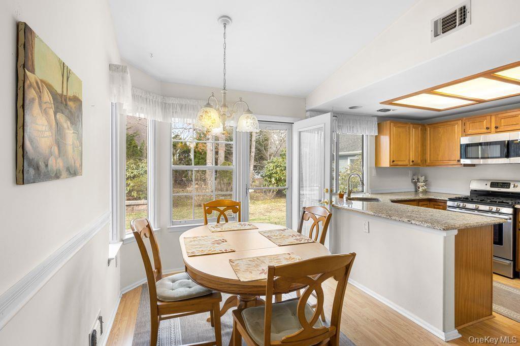 Condo Huntington  Suffolk County, NY 11961, MLS-974264-17