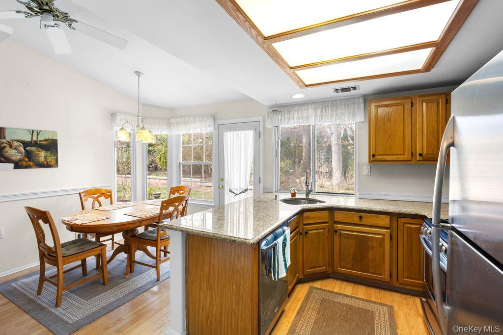 Condo Huntington  Suffolk County, NY 11961, MLS-974264-19