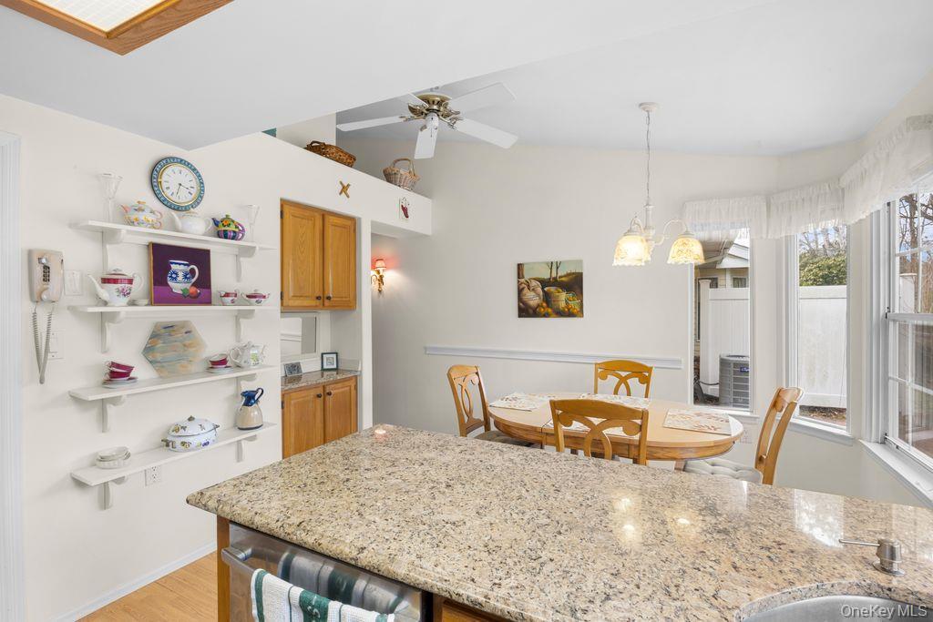 Condo Huntington  Suffolk County, NY 11961, MLS-974264-22