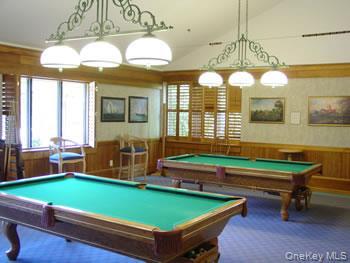 Condo Huntington  Suffolk County, NY 11961, MLS-974264-40