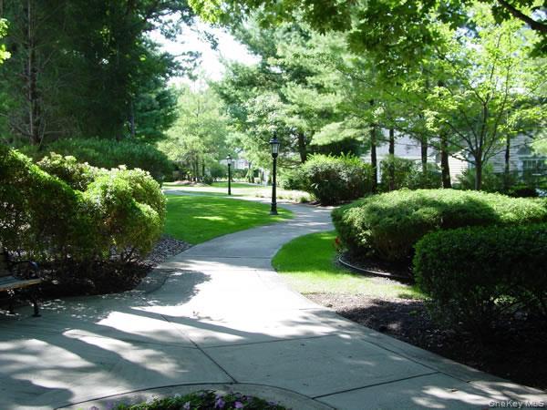 Condo Huntington  Suffolk County, NY 11961, MLS-974264-42