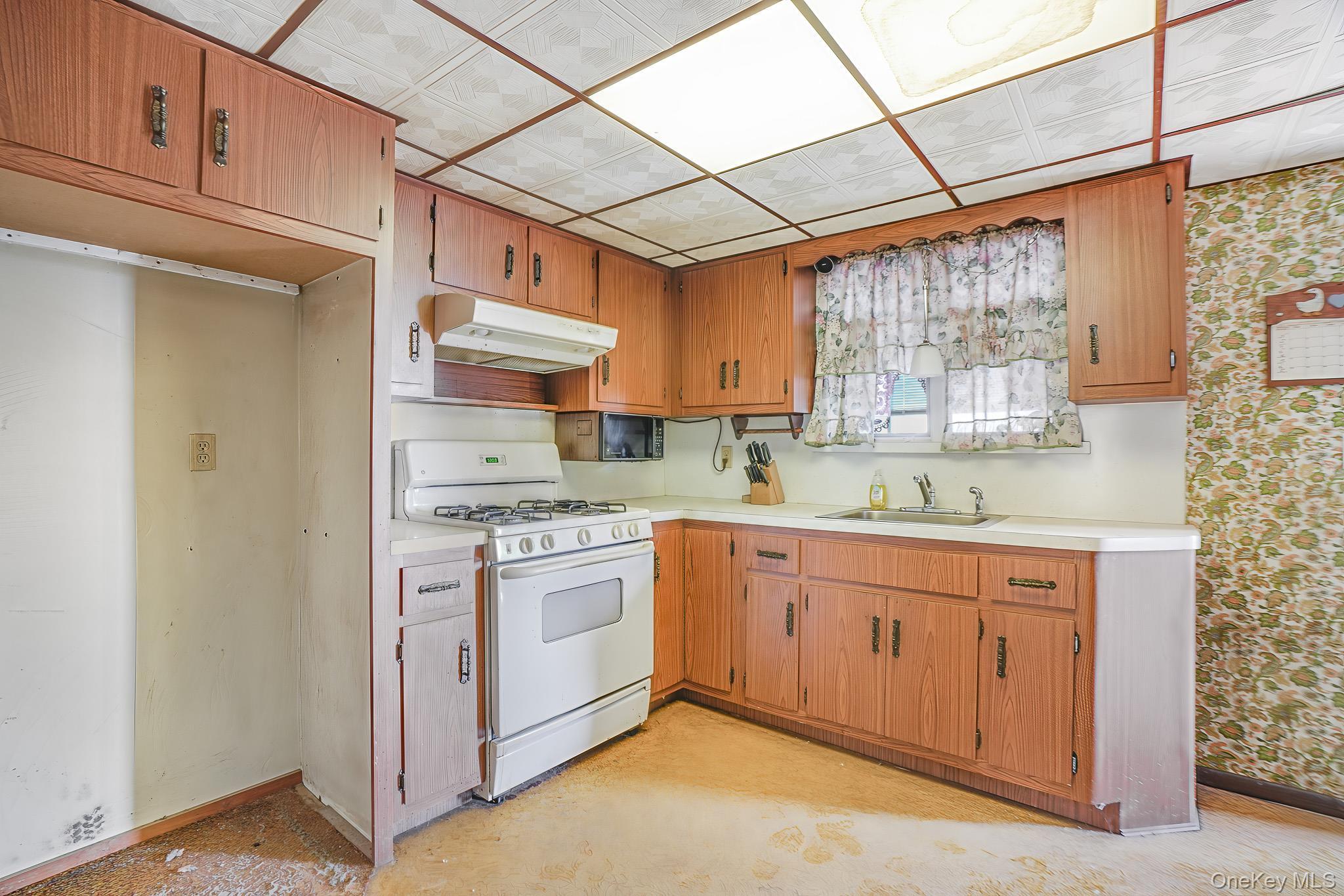 Single Family Orchard  Ulster County, NY 12542, MLS-974269-10