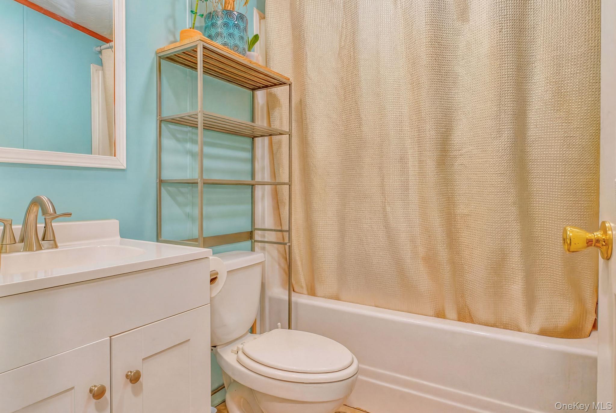 Single Family Gallis Hill  Ulster County, NY 12401, MLS-974275-15