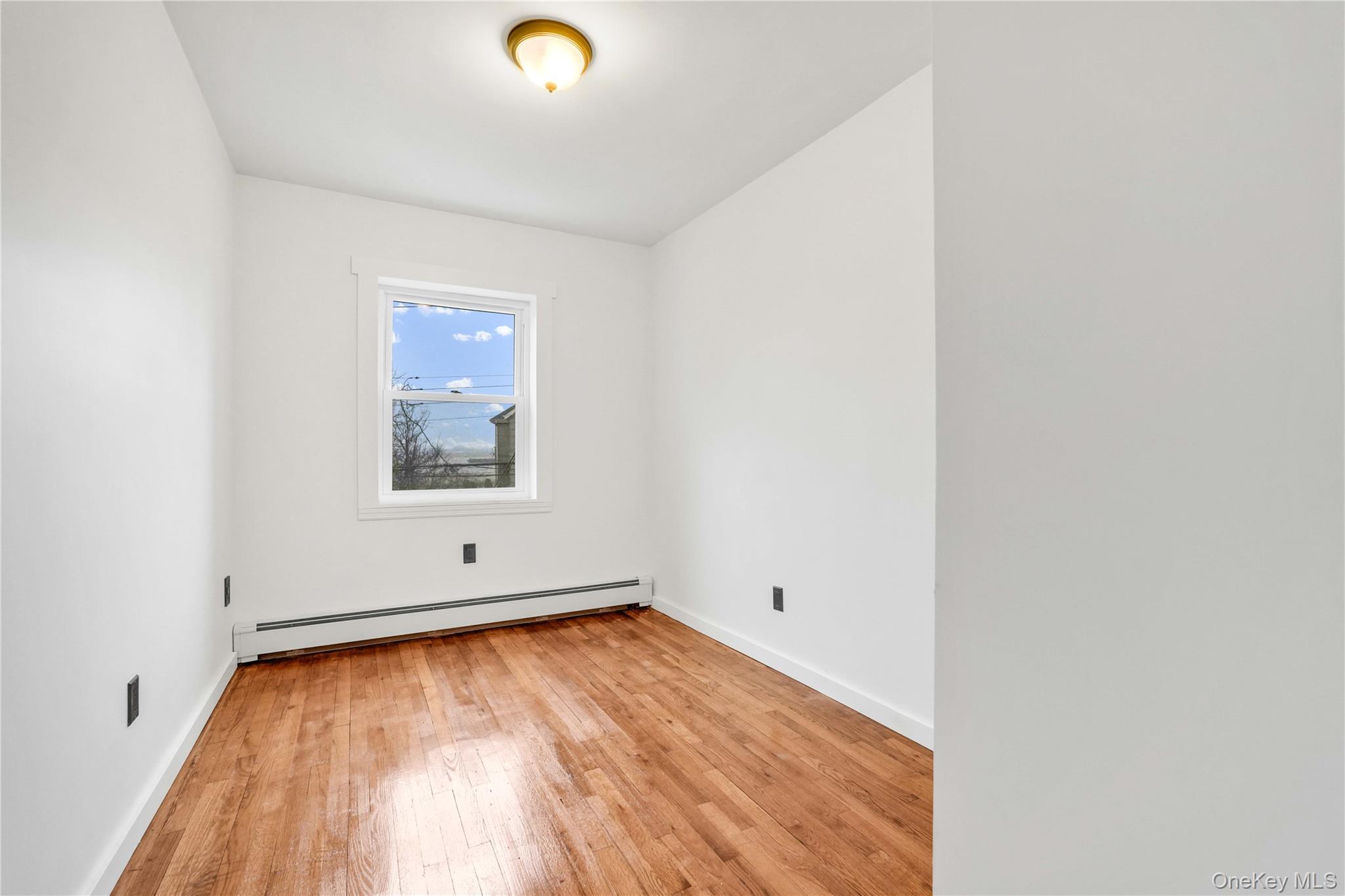 Single Family Schurz  Bronx, NY 10465, MLS-974279-17