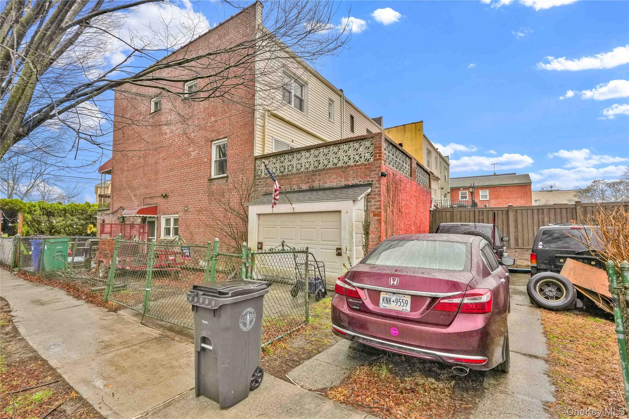 Single Family Schurz  Bronx, NY 10465, MLS-974279-3