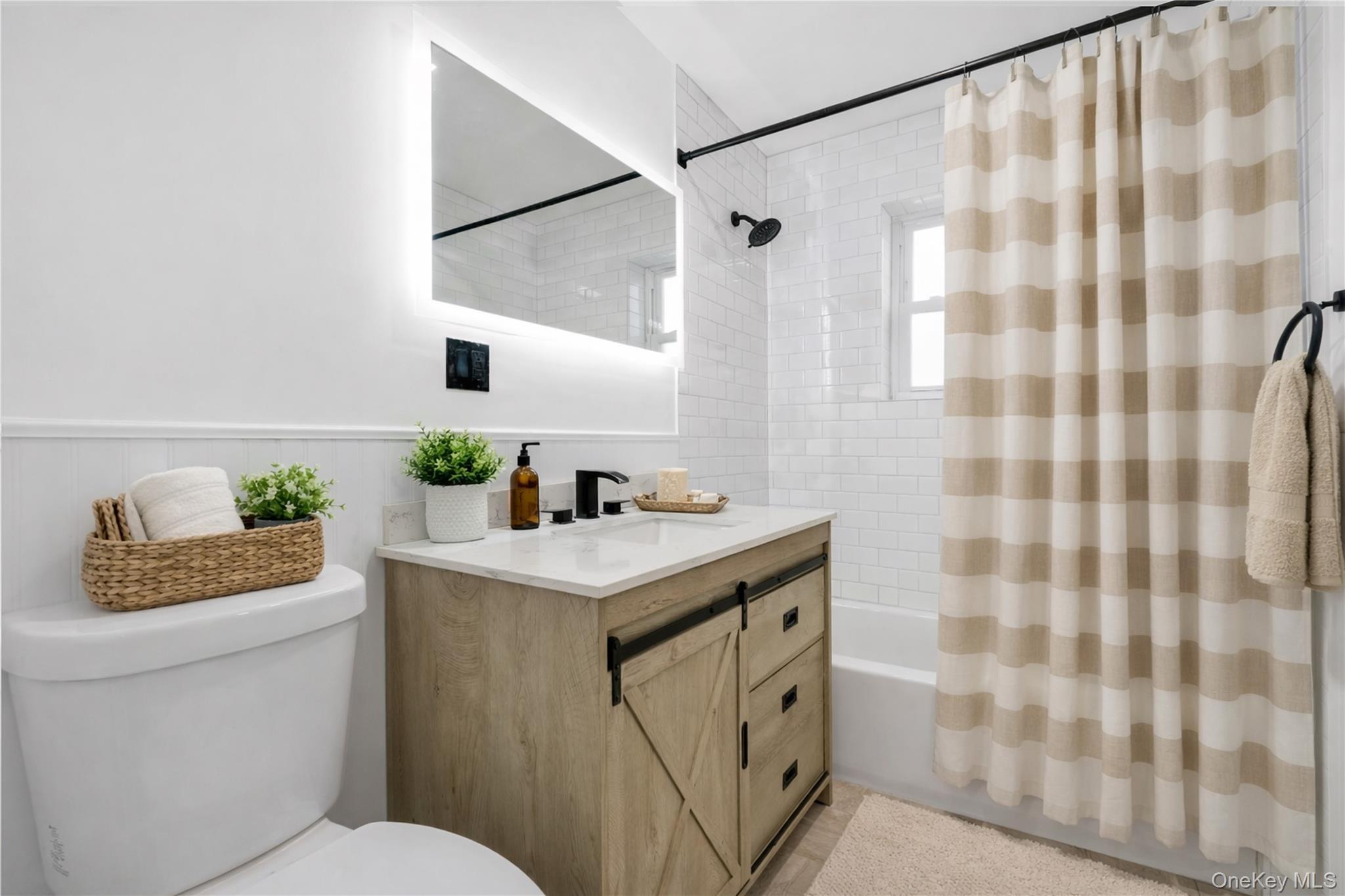 Single Family Schurz  Bronx, NY 10465, MLS-974279-9