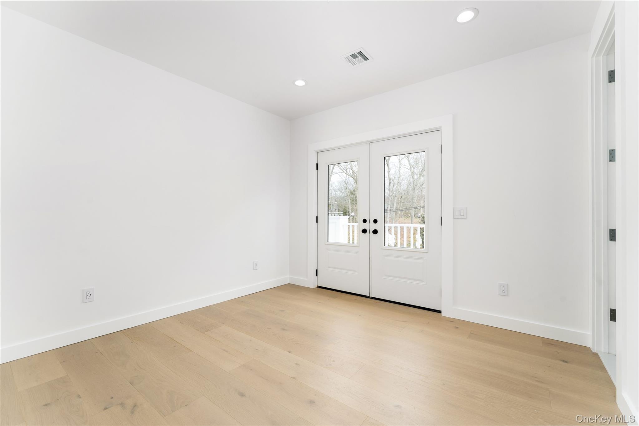 Single Family Waters Edge Road  Suffolk County, NY 11968, MLS-974288-27