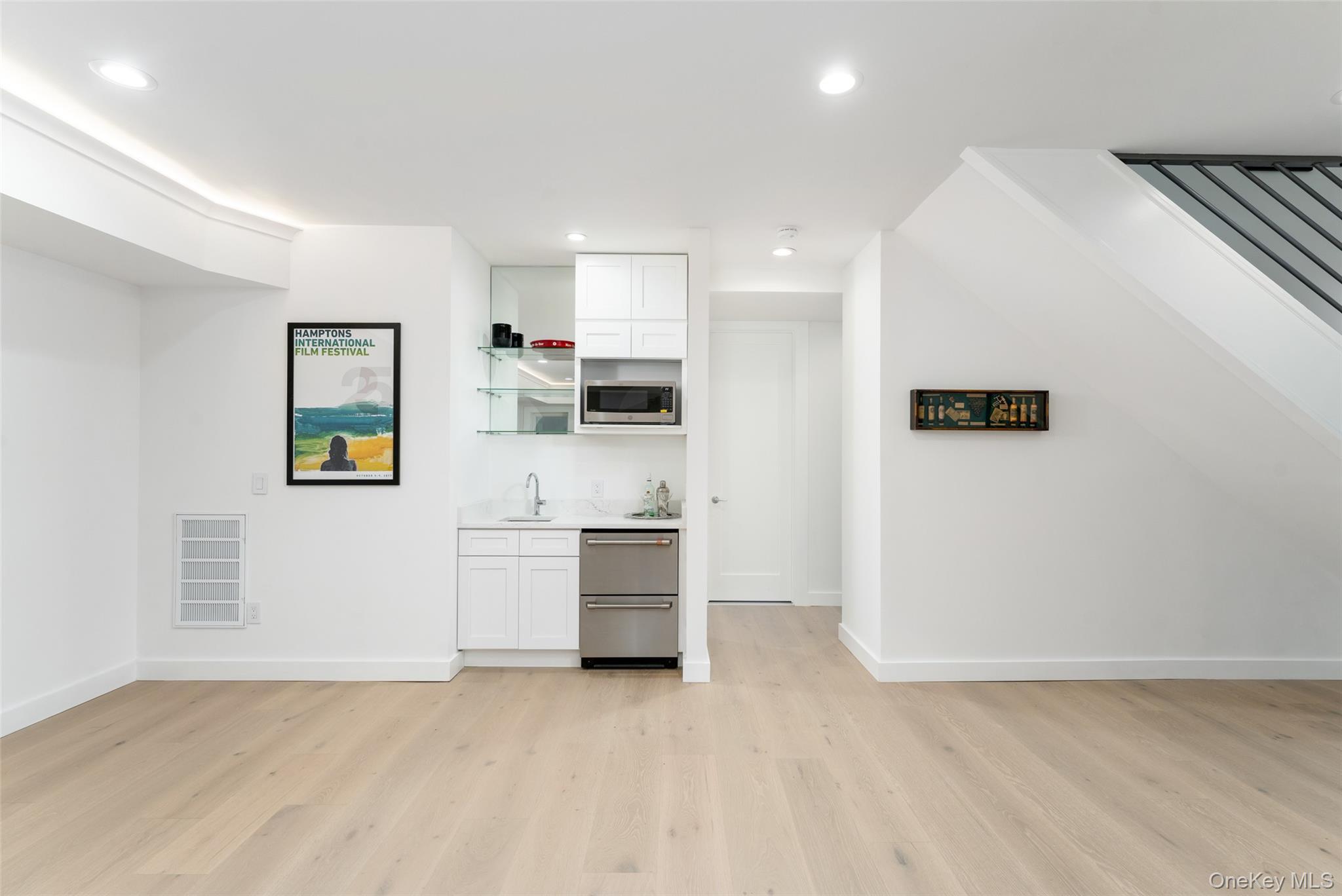 Single Family Waters Edge Road  Suffolk County, NY 11968, MLS-974288-31