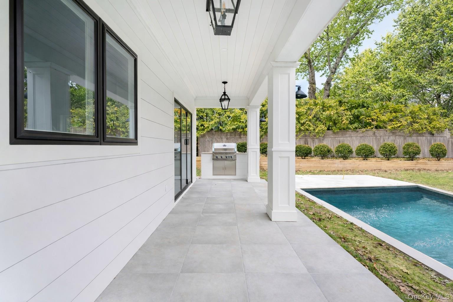 Single Family Waters Edge Road  Suffolk County, NY 11968, MLS-974288-36