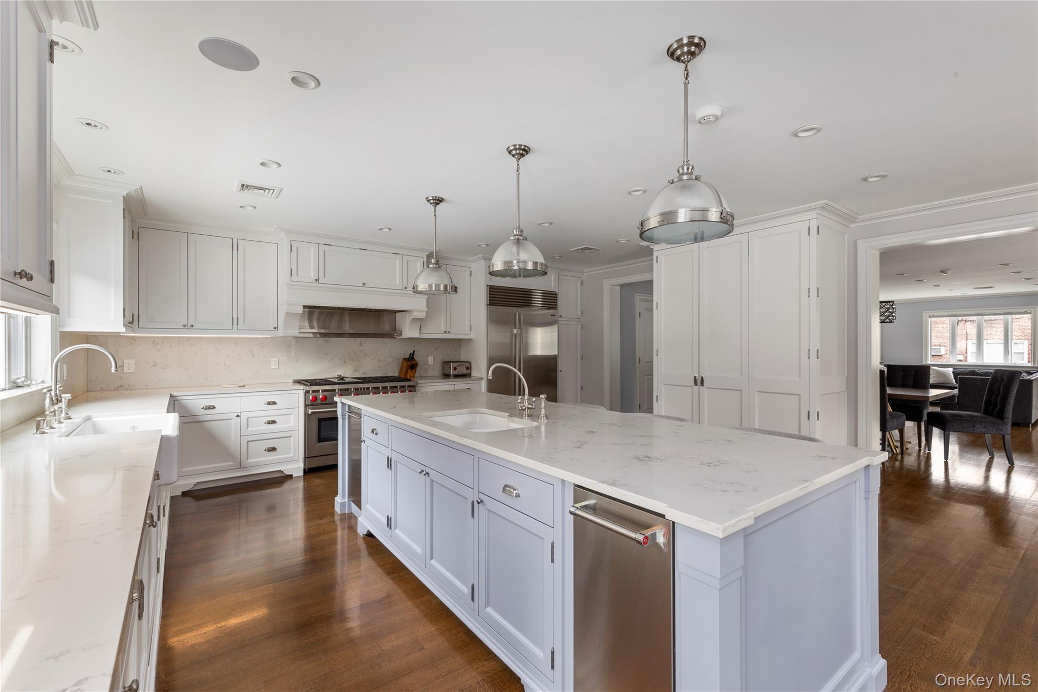 Single Family Riverside Drive Queens, NY 11357, MLS-974294-10