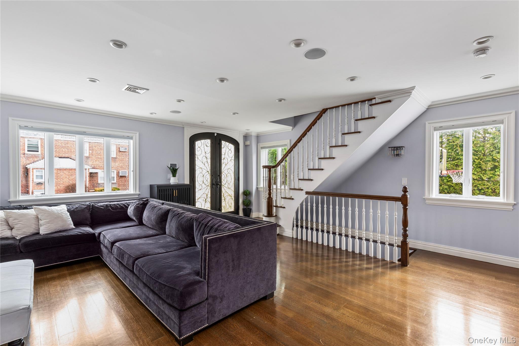 Single Family Riverside Drive Queens, NY 11357, MLS-974294-12