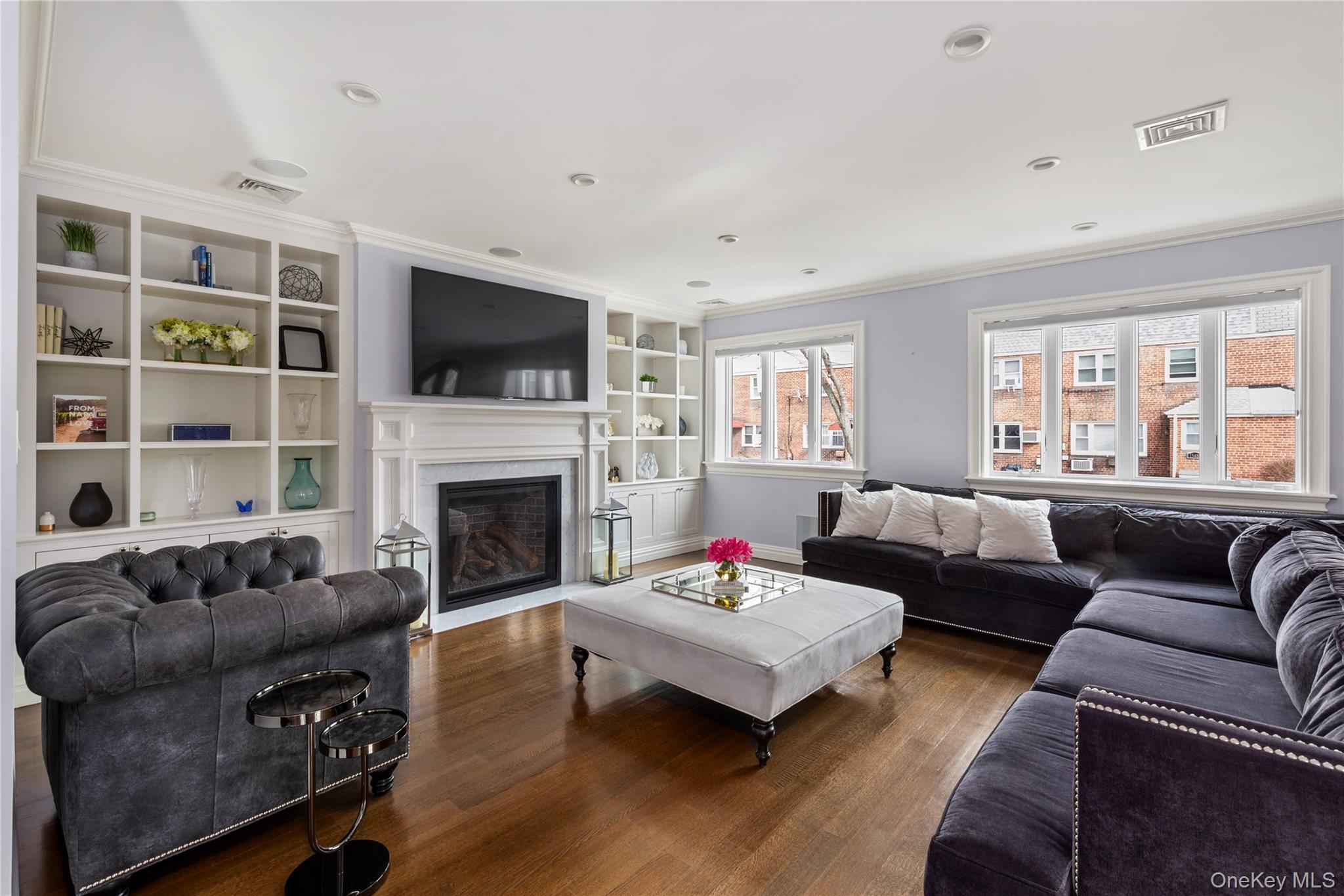 Single Family Riverside Drive Queens, NY 11357, MLS-974294-3