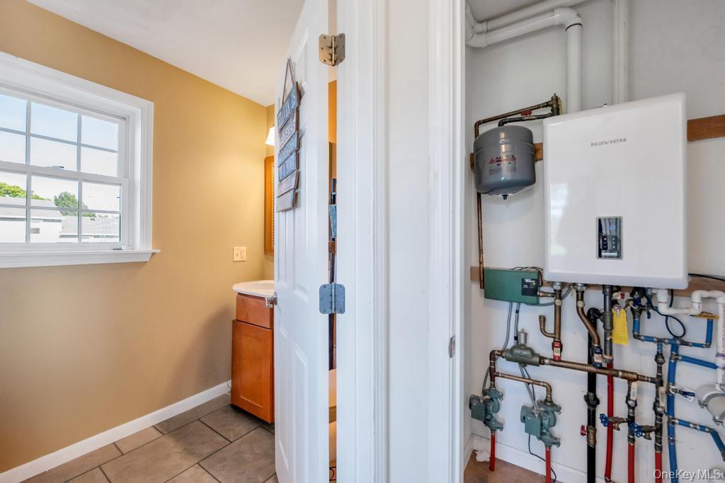 Single Family Lester  Nassau County, NY 11520, MLS-974308-19