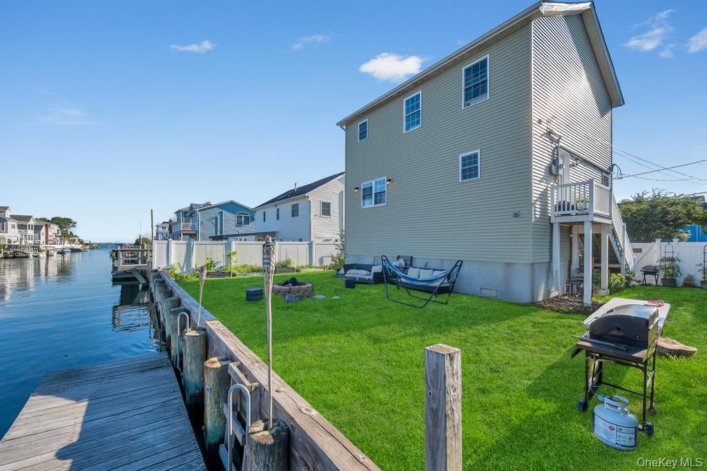 Single Family Lester  Nassau County, NY 11520, MLS-974308-7