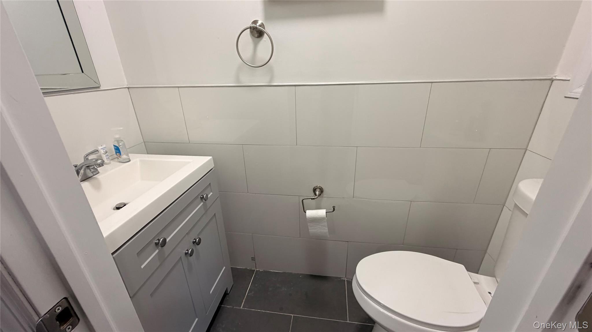 Single Family Fairview  Suffolk County, NY 11967, MLS-974329-11