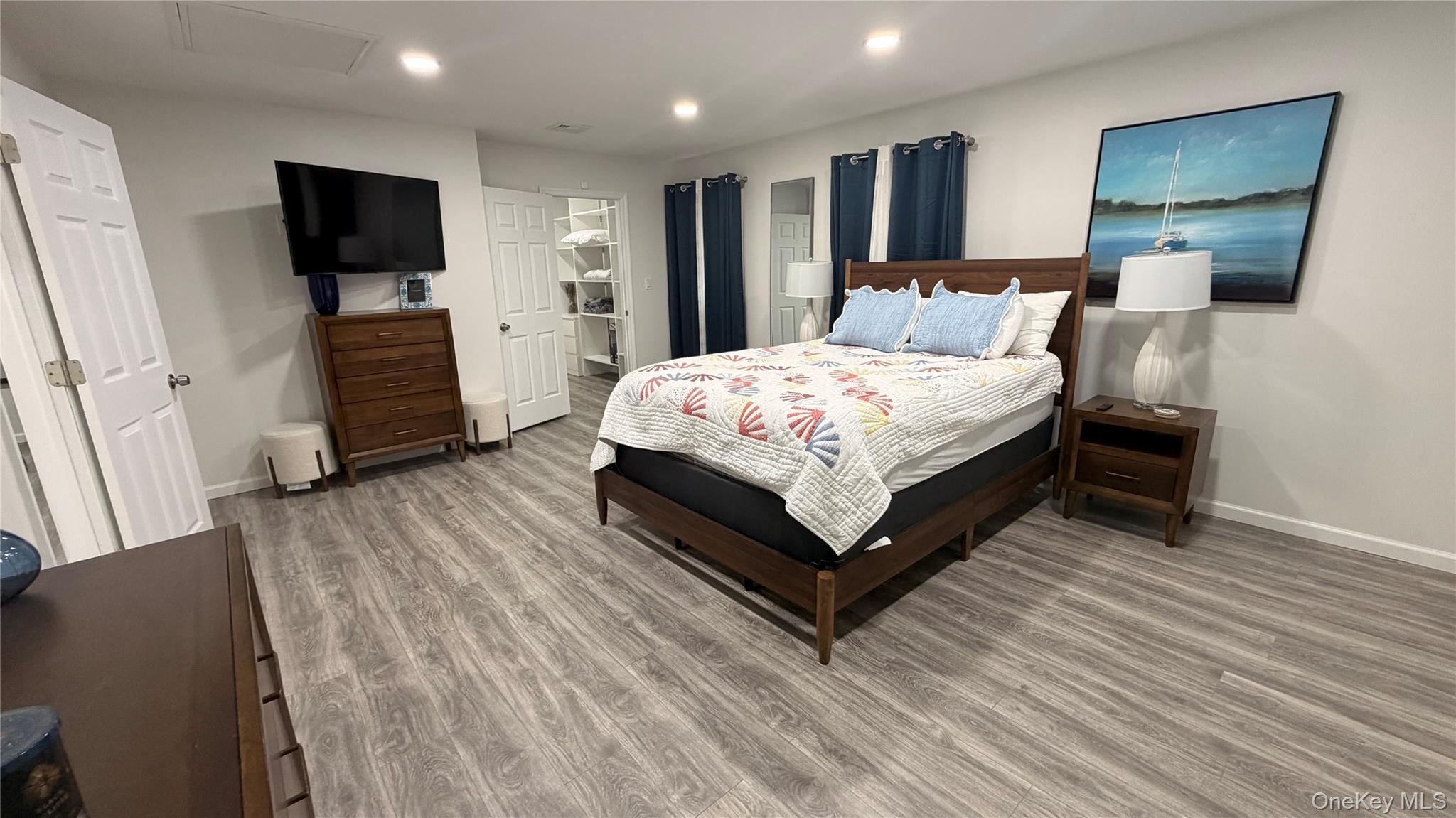 Single Family Fairview  Suffolk County, NY 11967, MLS-974329-14