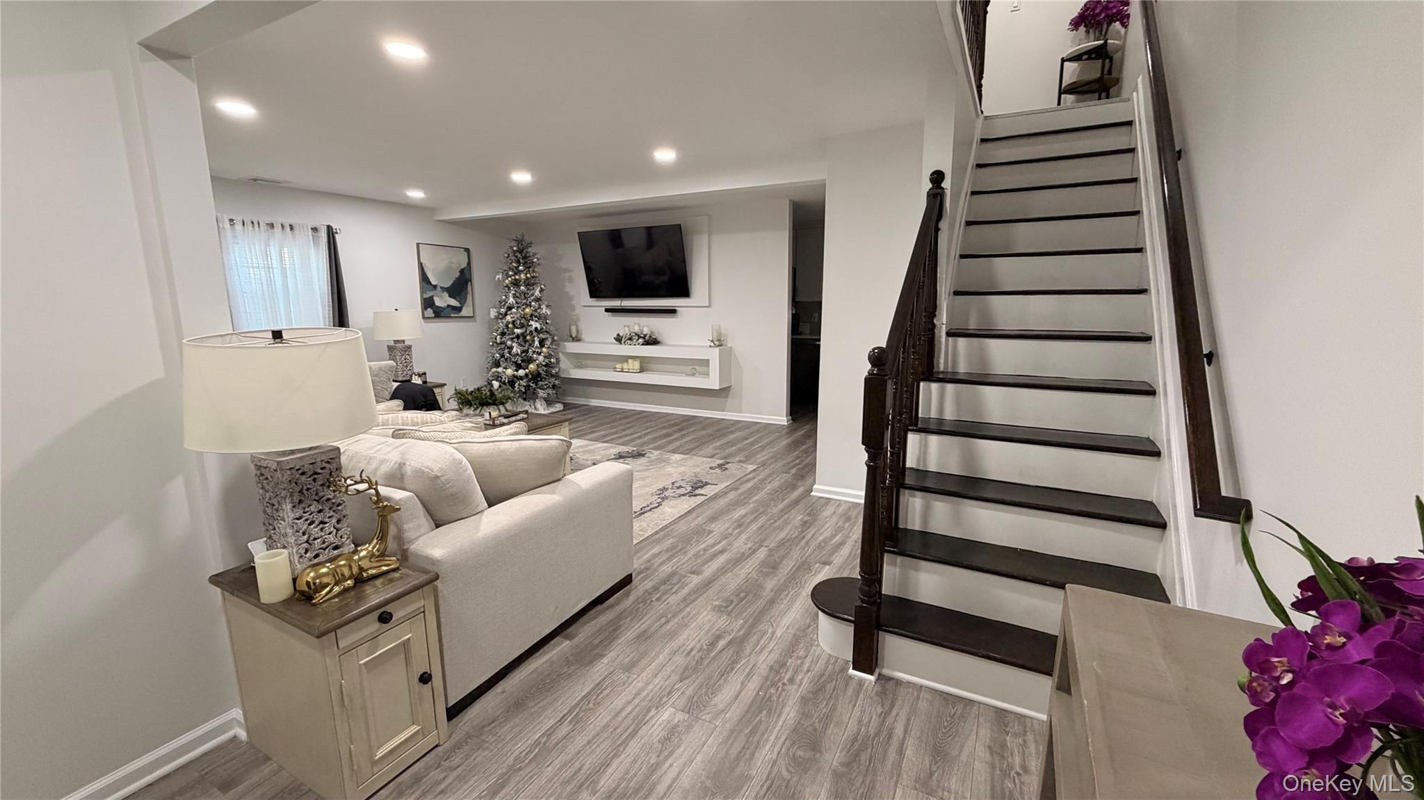 Single Family Fairview  Suffolk County, NY 11967, MLS-974329-3