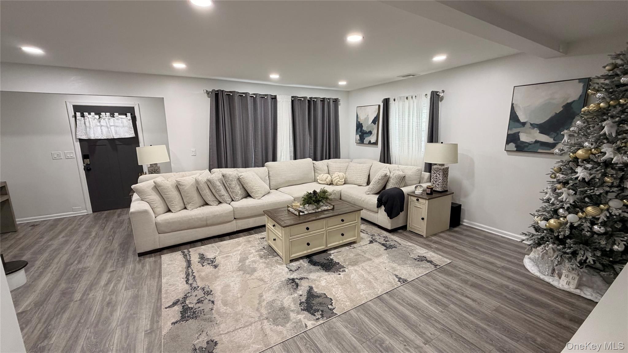 Single Family Fairview  Suffolk County, NY 11967, MLS-974329-4